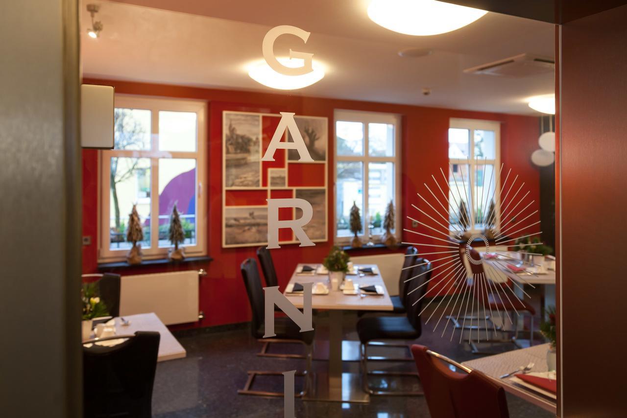 Aragon - Hotel - Garni Tangermünde エクステリア 写真