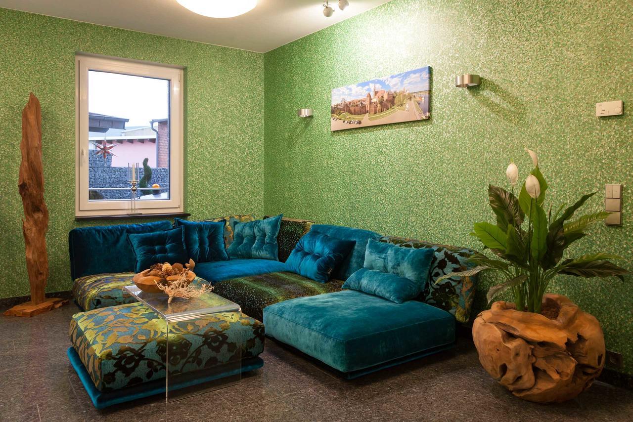 Aragon - Hotel - Garni Tangermünde エクステリア 写真