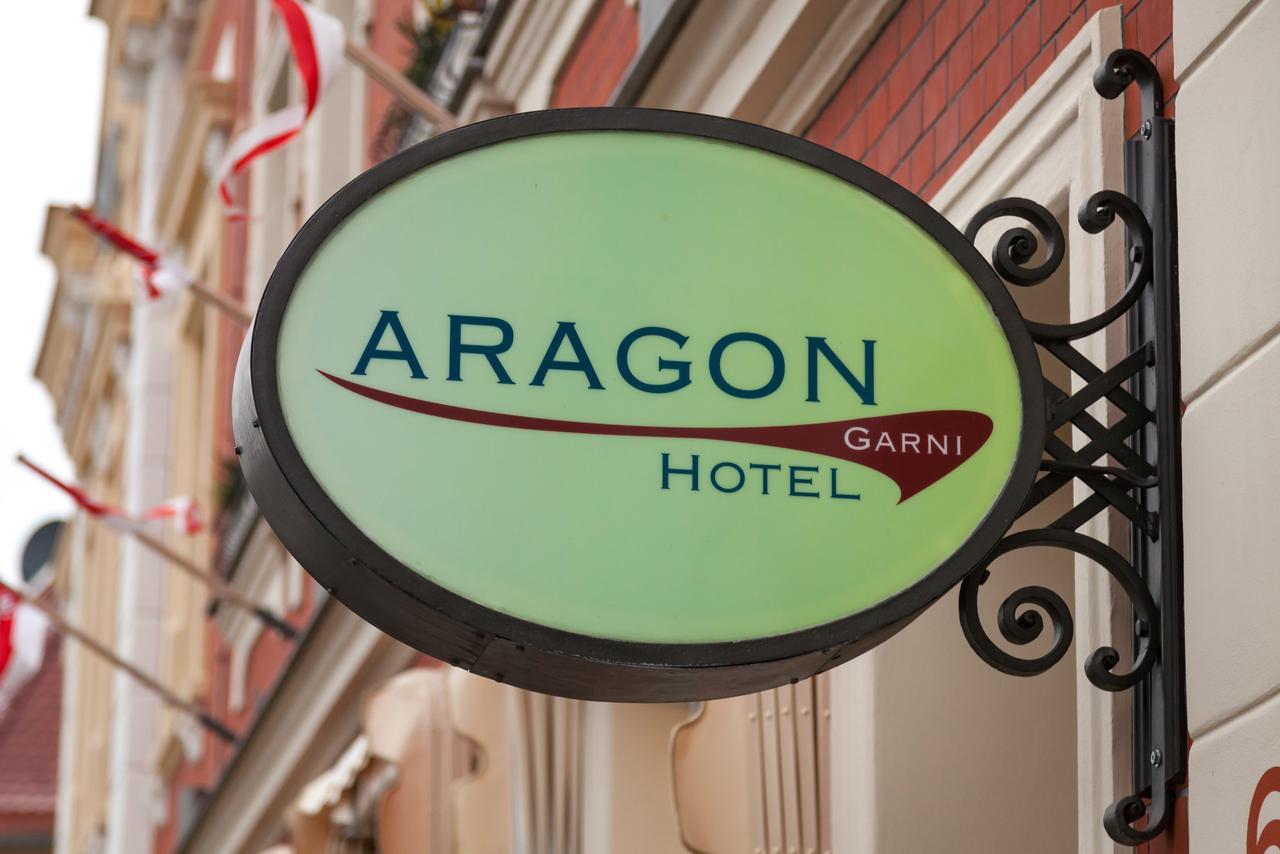 Aragon - Hotel - Garni Tangermünde エクステリア 写真